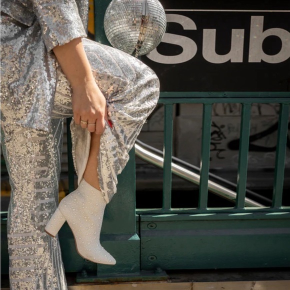 CADY IVORY WHITE BOOTS - Picture 4 of 12